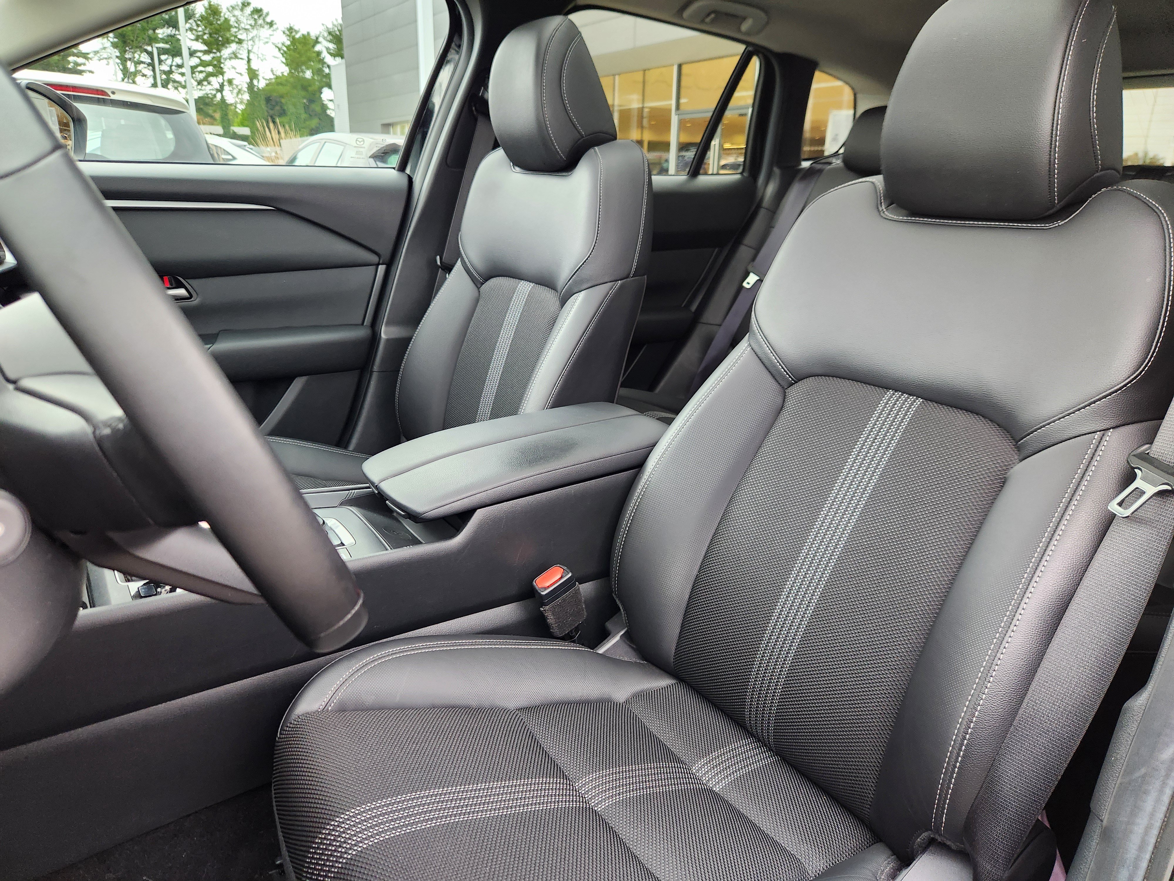 Certified 2024 MAZDA CX-50 AWD 2.5 S w/ Cargo Package image 7