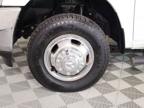 Used 2019 RAM 3500 Tradesman AWD/4WD image 16