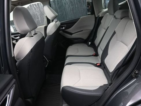 Used 2023 Subaru Forester Premium AWD/4WD image 32