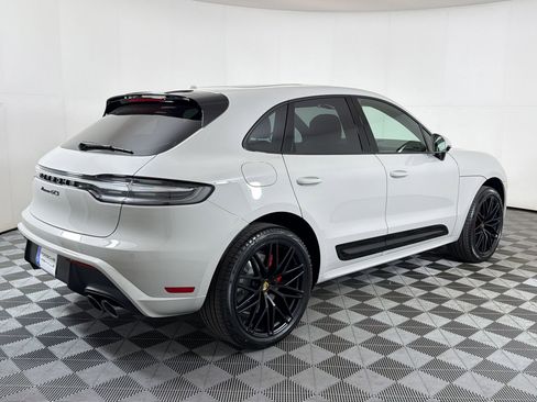 New 2026 Porsche Macan GTS AWD/4WD image 10