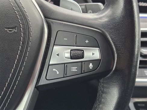 Used 2022 BMW X5 xDrive40i w/ Parking Assistance Package image 18