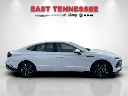 Used 2025 Hyundai Sonata SEL image 2