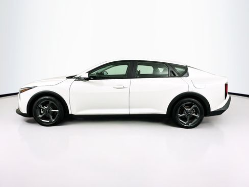 Used 2025 Kia K4 FWD image 4