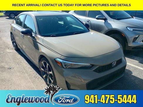 Used 2025 Honda Civic Sport Touring image 1