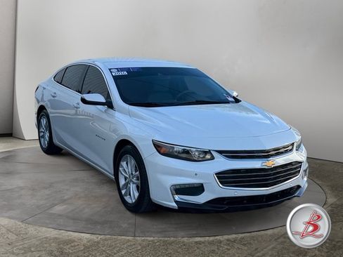 Used 2016 Chevrolet Malibu LT w/ Driver Confidence Package FWD image 1