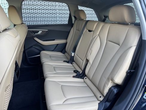 Certified 2025 Audi Q7 2.0T Premium Plus w/ Premium Plus Package image 10