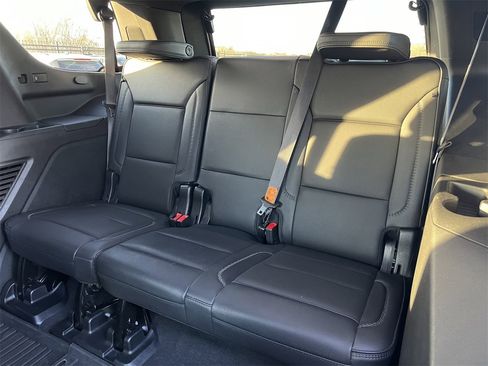 Used 2023 GMC Yukon Denali w/ LPO, Floor Liner Package image 13