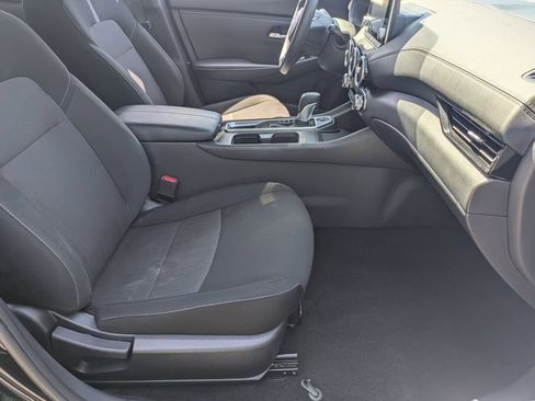 Used 2025 Nissan Sentra SV FWD image 27