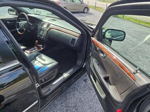Used 2006 Cadillac DTS Performance FWD image 14