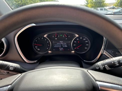 Used 2024 Chevrolet Blazer LT w/ Convenience Package FWD image 24