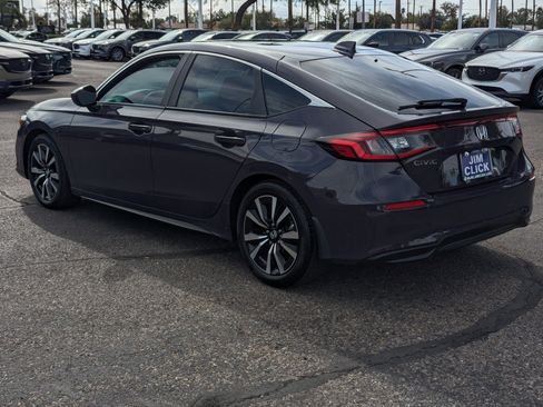 Used 2024 Honda Civic EX-L image 4