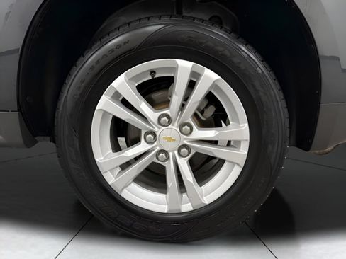 Used 2017 Chevrolet Equinox LS FWD image 30