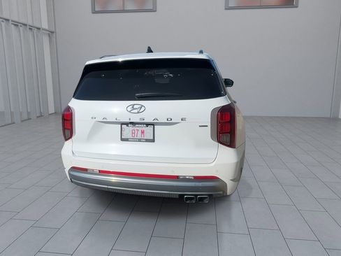 Used 2025 Hyundai Palisade Calligraphy image 7