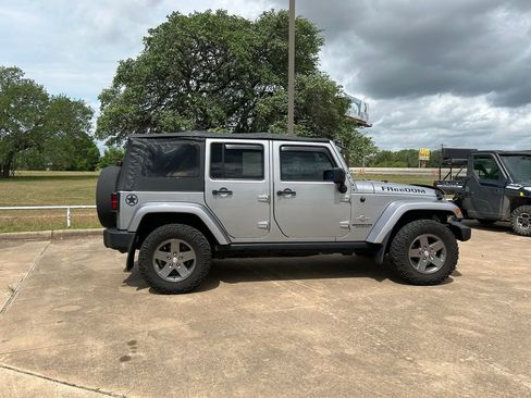 Used 2013 Jeep Wrangler Unlimited Sport AWD/4WD image 4