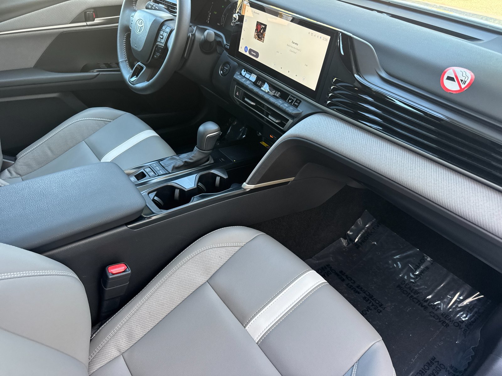 Used 2026 Toyota Camry SE w/ Multimedia Upgrade Package FWD image 15