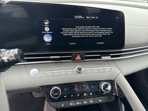 Certified 2023 Hyundai Elantra SEL w/ Convenience Package image 5