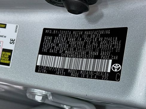 Certified 2024 Toyota Corolla LE FWD image 31