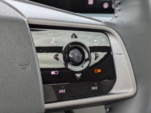 Certified 2025 Nissan Murano SL image 31