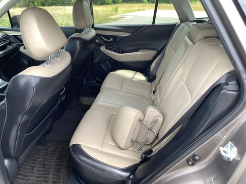 Used 2021 Subaru Outback Limited XT AWD/4WD image 29