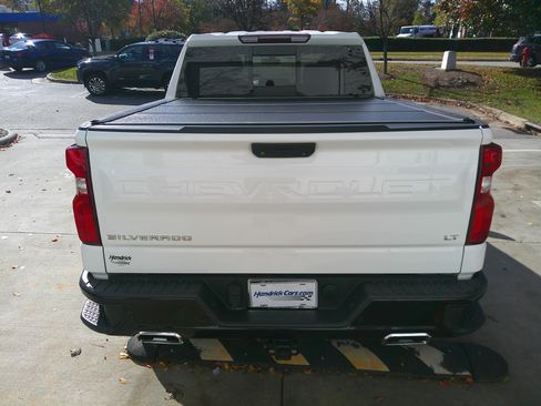 Used 2021 Chevrolet Silverado 1500 LT Trail Boss w/ Convenience Package II image 11