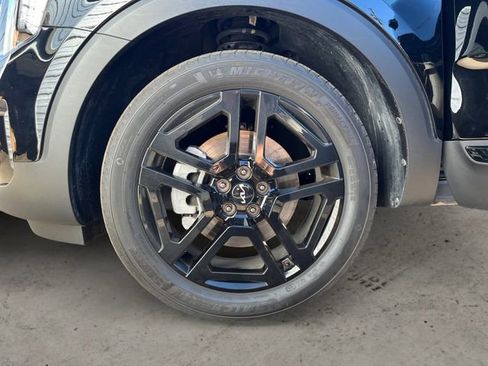 Used 2024 Kia Telluride SX Prestige X-Line AWD/4WD image 16