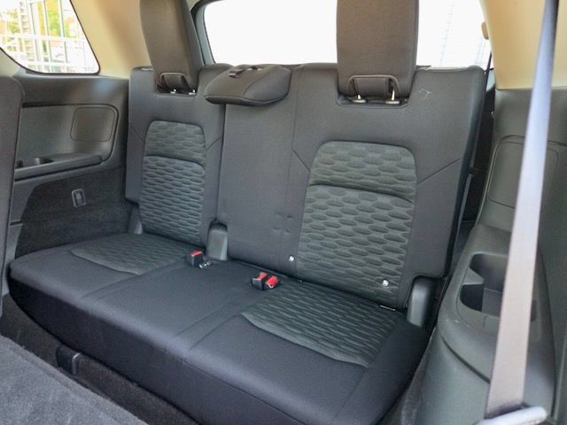 Used 2023 Nissan Pathfinder SV AWD/4WD image 12