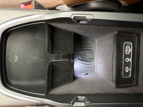 Used 2022 Alfa Romeo Stelvio Ti w/ Active Assist Plus Package image 17