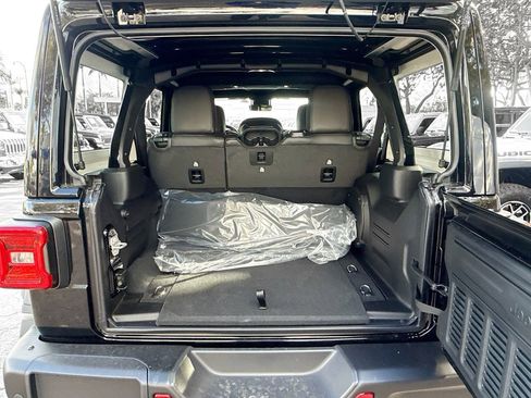 New 2026 Jeep Wrangler Unlimited Rubicon 392 AWD/4WD image 29