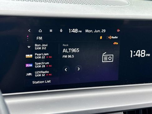Used 2024 Kia Seltos S FWD image 18