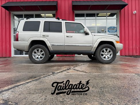 Used 2007 Jeep Commander Overland AWD/4WD image 1