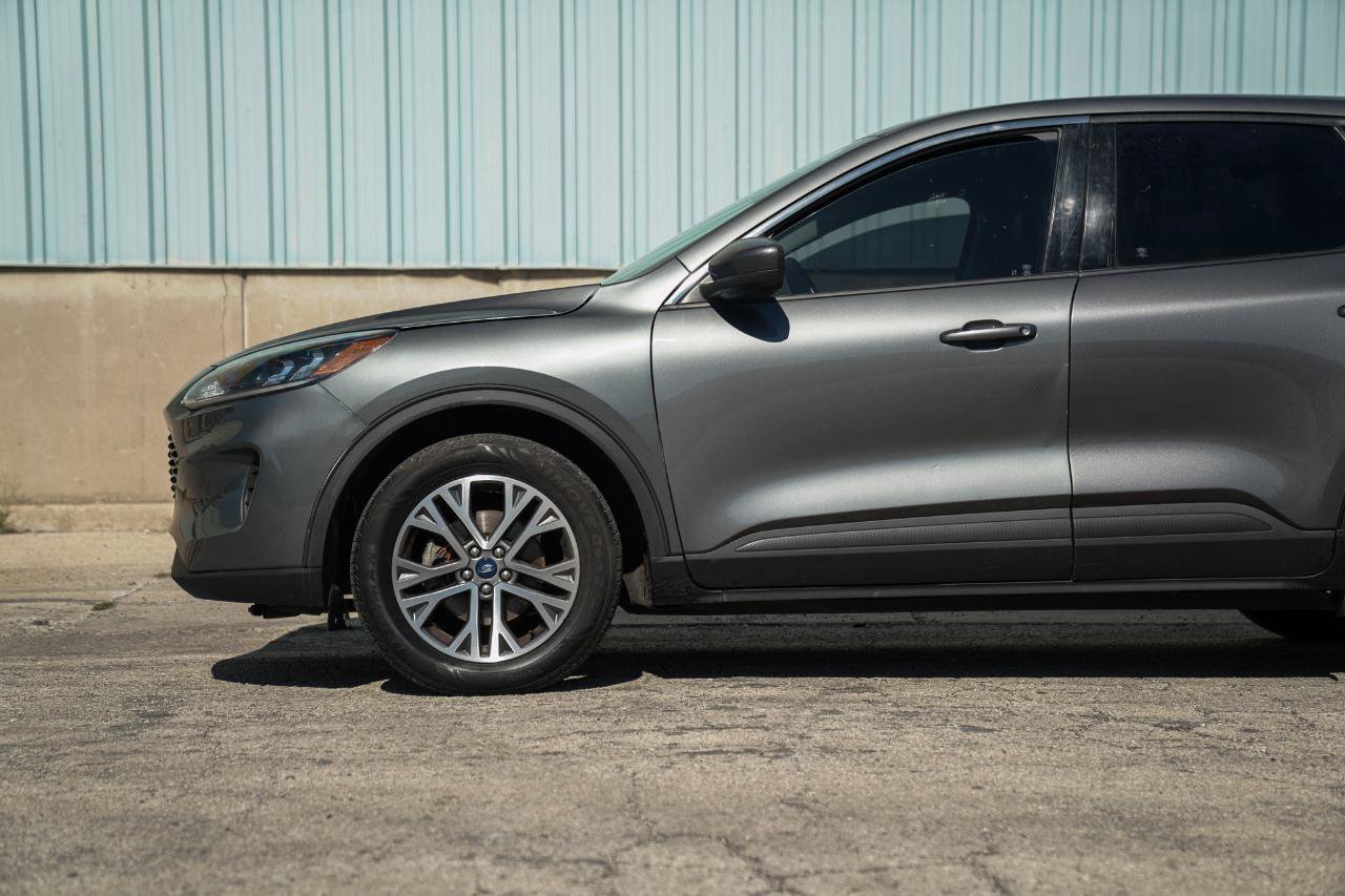 Used 2022 Ford Escape SEL AWD/4WD image 10