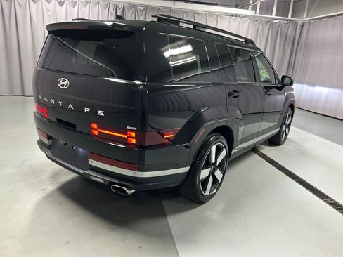 Used 2025 Hyundai Santa Fe Limited image 7