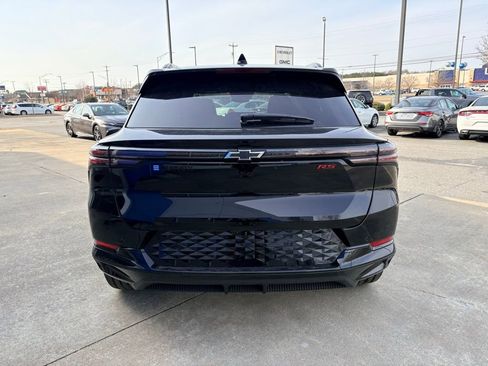 New 2026 Chevrolet Equinox EV RS FWD image 4