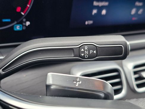 Used 2024 Mercedes-Benz GLE 350 4MATIC image 18