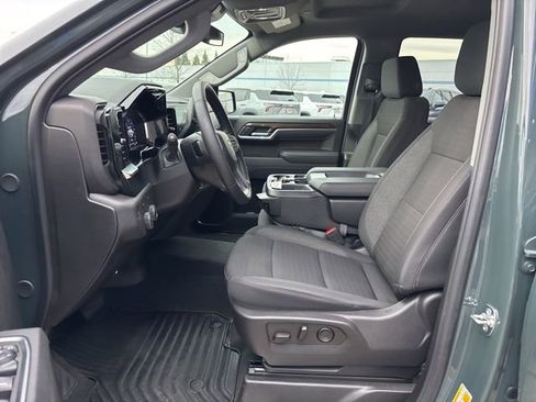 New 2025 Chevrolet Silverado 1500 LT image 24