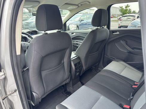 Used 2017 Ford Escape SE AWD/4WD image 22