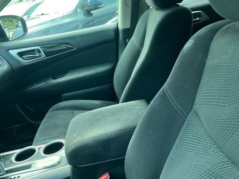 Used 2016 Nissan Pathfinder S FWD image 5