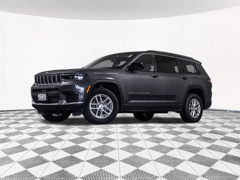 Used 2023 Jeep Grand Cherokee L Laredo AWD/4WD image 2