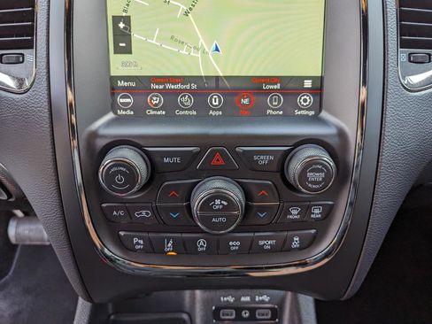 Used 2020 Dodge Durango GT image 22