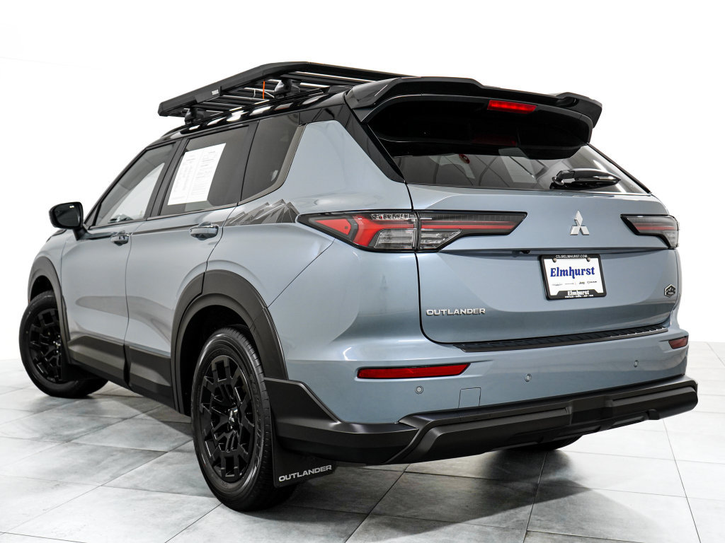 Used 2026 Mitsubishi Outlander AWD image 5