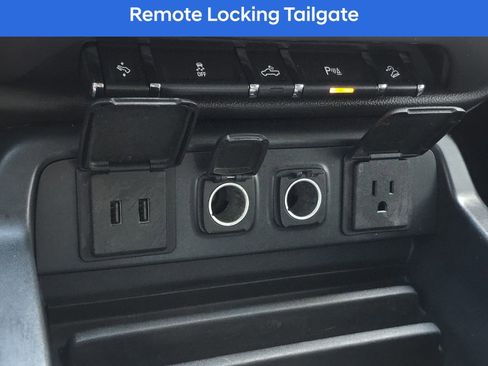 Used 2016 GMC Sierra 1500 SLT w/ All-Terrain Package image 24