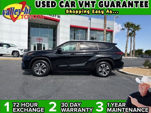 Used 2023 Toyota Highlander XLE FWD image 1