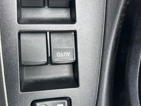 Used 2011 Toyota RAV4 4WD w/ Base L4 Extra Value Pkg image 23