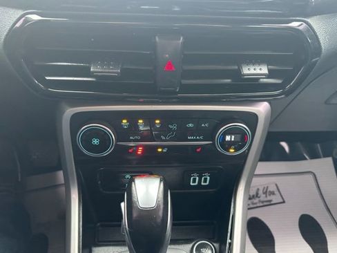Used 2022 Ford EcoSport Titanium image 15