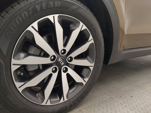 Used 2017 Kia Sportage EX image 31