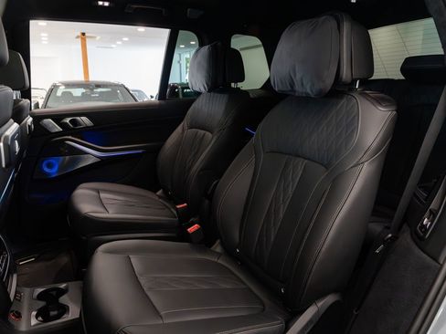 Used 2024 BMW X7 M60i w/ Executive Package AWD/4WD image 13