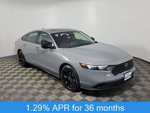Certified 2025 Honda Accord SE image 1