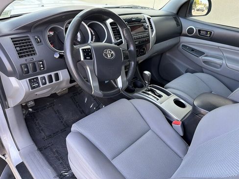 Used 2012 Toyota Tacoma PreRunner w/ TRD Sport Pkg RWD image 10