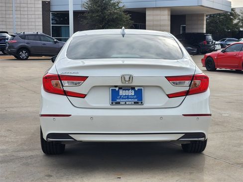 Certified 2021 Honda Accord EX-L image 6