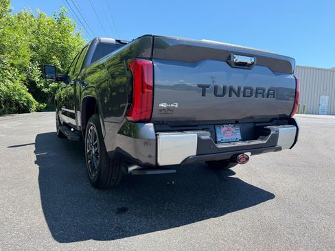 Used 2024 Toyota Tundra Limited AWD/4WD image 13